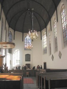 Delft_interieur_Waalse_Kerk.jpg