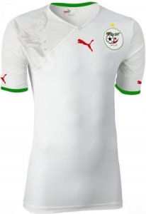 maillot-algerie-domicile-2010-2011.jpg