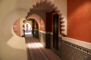 Decorated-Corridor-La-Palmeraie-Golf-Palace-Marrakesh.jpg