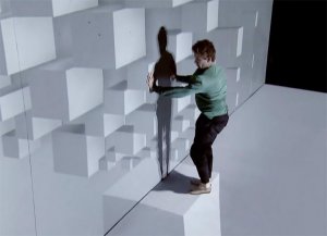 Levitation-projection-mapping-5.jpg