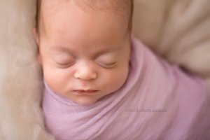 newborn-baby-photoshoot-quintuplets-kim-tucci-erin-elizabeth-hoskins-18.jpg