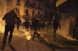 635389_algerian-protesters-clash-with-police-in-the-bab-el-oued-district-of-algiers.jpg