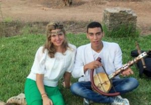 Jennifer, avec son fiancé Amazigh (Maroc).jpg