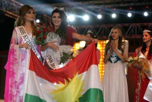 Miss Kurdistan & Miss Amaziɣ.jpg