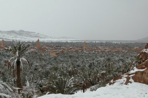 neige-au-desert-du-maroc-7899286151-924264.jpg