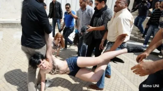 poltunisia.jpg