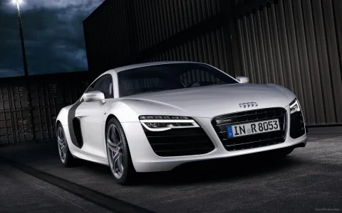 A-Audi-R8-V10.jpg