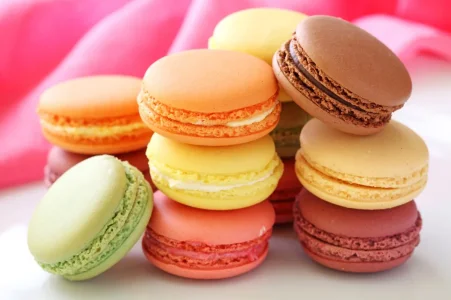 dghkfDqPS7myJzSlyl2W_macaronss.jpeg