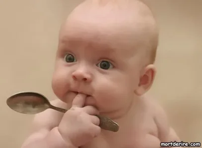 bebe-miam-miam.jpg