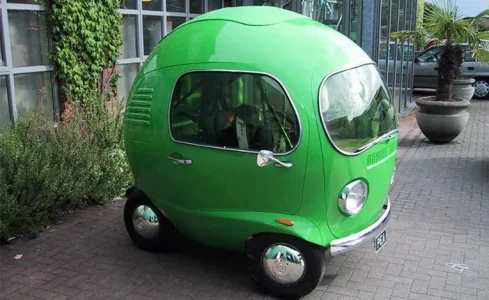 voiture-moche-1.jpg