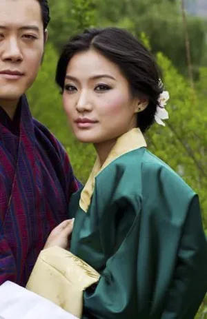 jetsun-pema-belle-reine-monde-L-1CCZr4.jpg