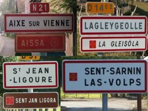 800px-Signalisationbilinguelimousin.jpg