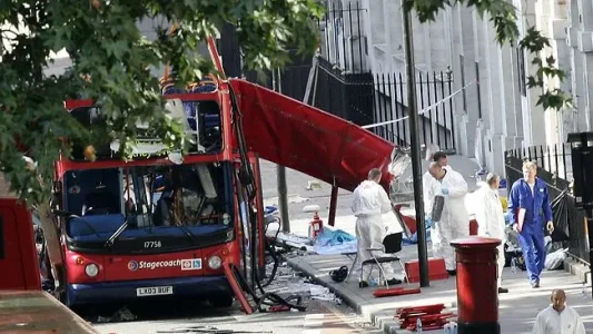 698375-london-bombings.jpg