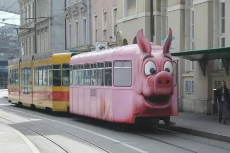 Tram Basel.png