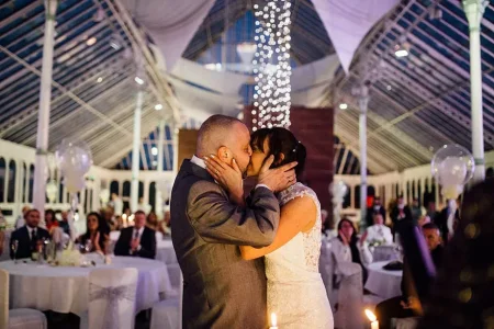 bride-shaves-hair-cancer-terminally-ill-husband-craig-joan-lyons-2.jpg