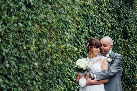 bride-shaves-hair-cancer-terminally-ill-husband-craig-joan-lyons-3.jpg