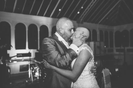 bride-shaves-hair-cancer-terminally-ill-husband-craig-joan-lyons-16.jpg