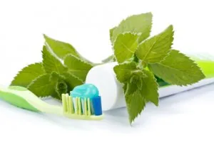 dentifrice-bio-maison.jpg