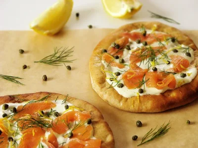 Mini-Pizza-Saumon-Aneth-Capres-FOT.jpg