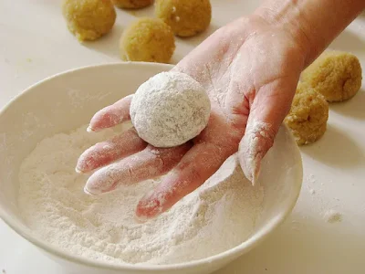Amaretti1-F.jpg