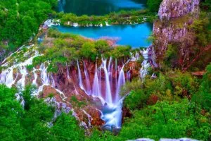Waterfalls.jpg