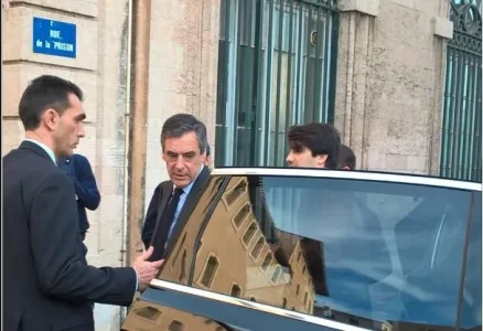 FILLON.jpg