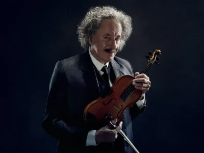 albert-einstein-genius.png