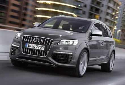 028C01EA01660424-photo-audi-q7-v12-tdi.jpg