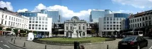 800px-Place_du_Luxembourg_Panorama_889.jpg
