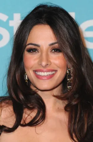 Sarah+Shahi+Hollywood+Foreign+Press+Association+ACjbh2y9ETtl.jpg