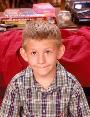 Dewey-malcolm-in-the-middle-275416_307_400.jpg