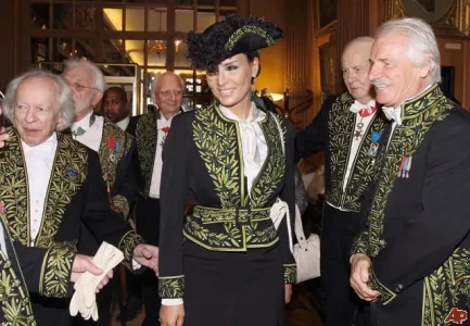 sheikha-mozah-bint-nasser-al-missned-yan-arthus-bertrand-2009-6-24-15-22-23.jpg