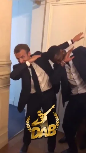 Macron_Pogba-e8822.jpg