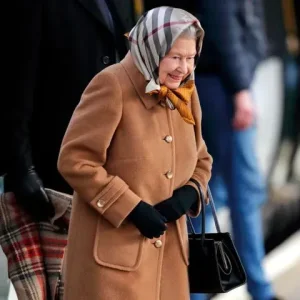 QE2.jpg