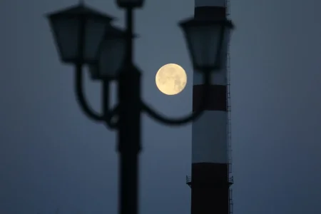 blur-bulb-city-416406-1500x1000.jpg