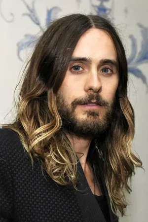 cire-cheveux-homme-cheveux-long-homme.jpg