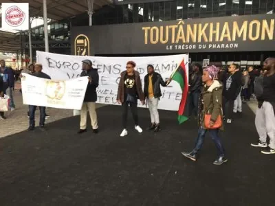 LDNA-manif-400x300.jpg