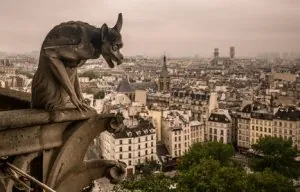 Démon gardiens-chimeres-gargouilles-notre-dame.jpg