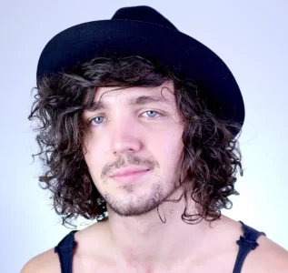 Men_Long_hair-hat.png