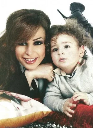 Amal-Hijazi-Découvrez-la-avec-son-fils-karim-1[1].jpg