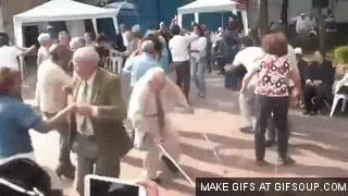 F8077343-C22F-4E0D-AFC3-5ABFA5E4DC12.gif
