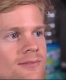 231542