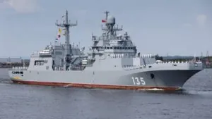 la-russie-finalise-la-construction-dun-nouveau-bateau-dassaut-amphibie-1358167.jpg
