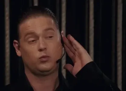 tenor (8).gif