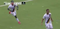 66551D7E-3581-415C-8EEF-2037315F4647.gif