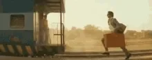tenor (17).gif