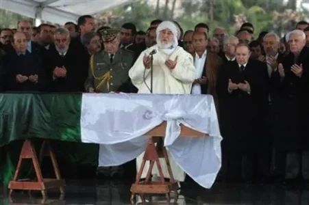 benkiranepolisario_130523863.jpg
