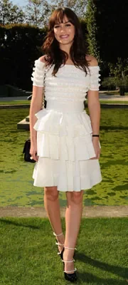 leighton-meester-dior-paris-fashion-week.jpg