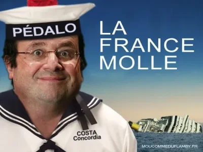 flamby-francois-hollande-france-molle-costa-concordia-pedalo.jpg