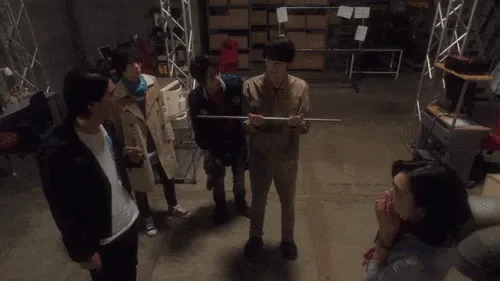 g3oxxSj1cHAsD2zq8nIpfP7qcDt6AgJR.gif